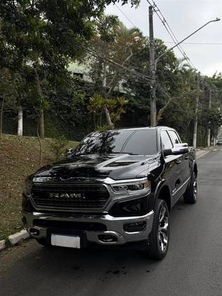 RAM 1500 5.7 V8 GASOLINA LIMITED CD 4X4 AUTOMÁTICO